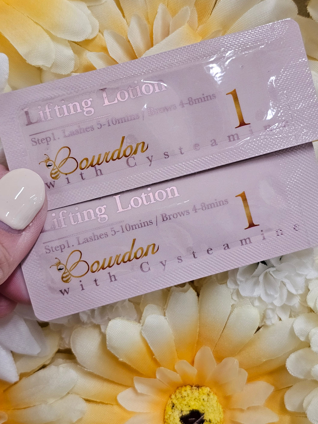 Cysteamine Lash and Brow Lamination