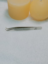 Load image into Gallery viewer, mega slim boot tweezer, tweezer, bourdon beauty, lashes, lash supplies