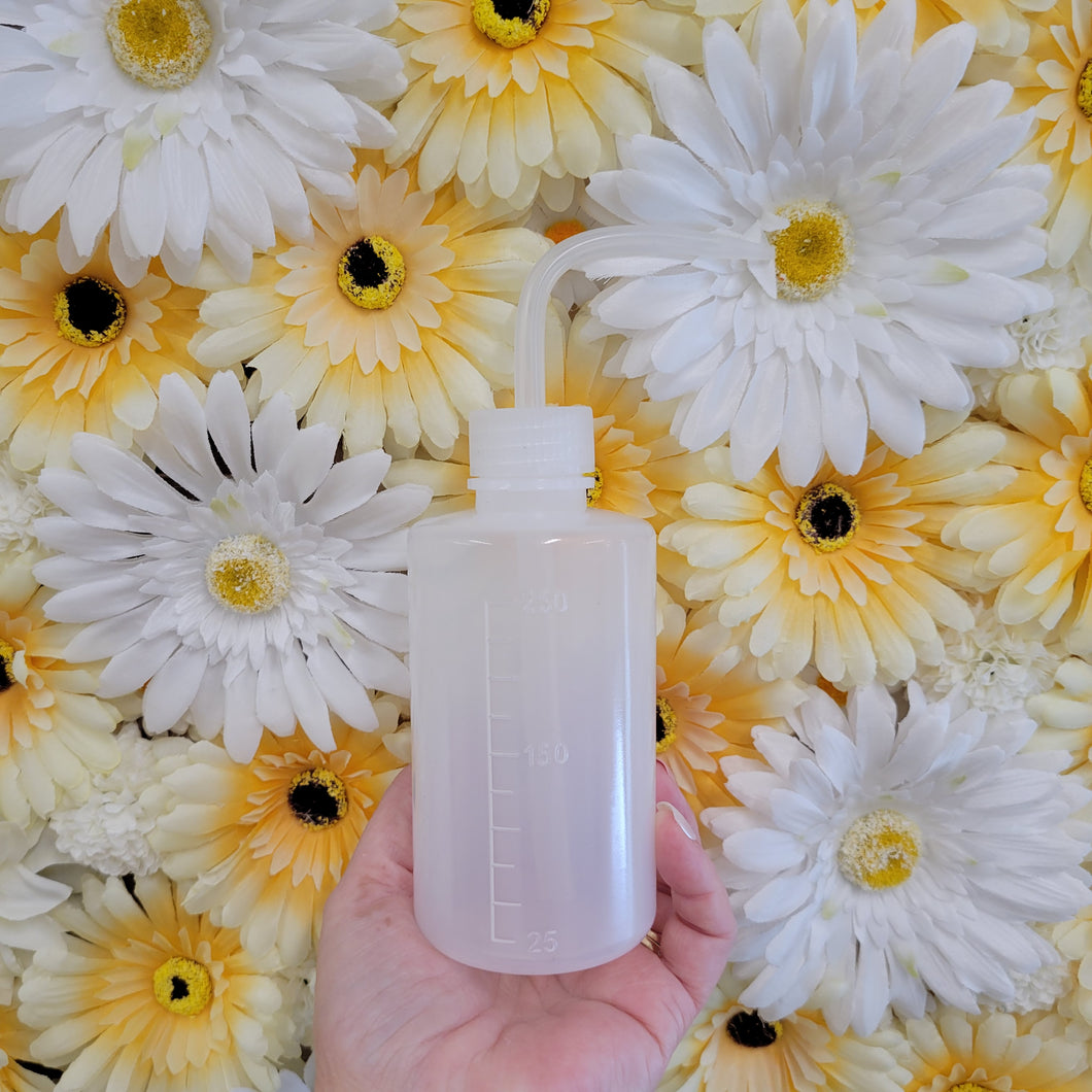 Lash and Brow Rinse Bottle