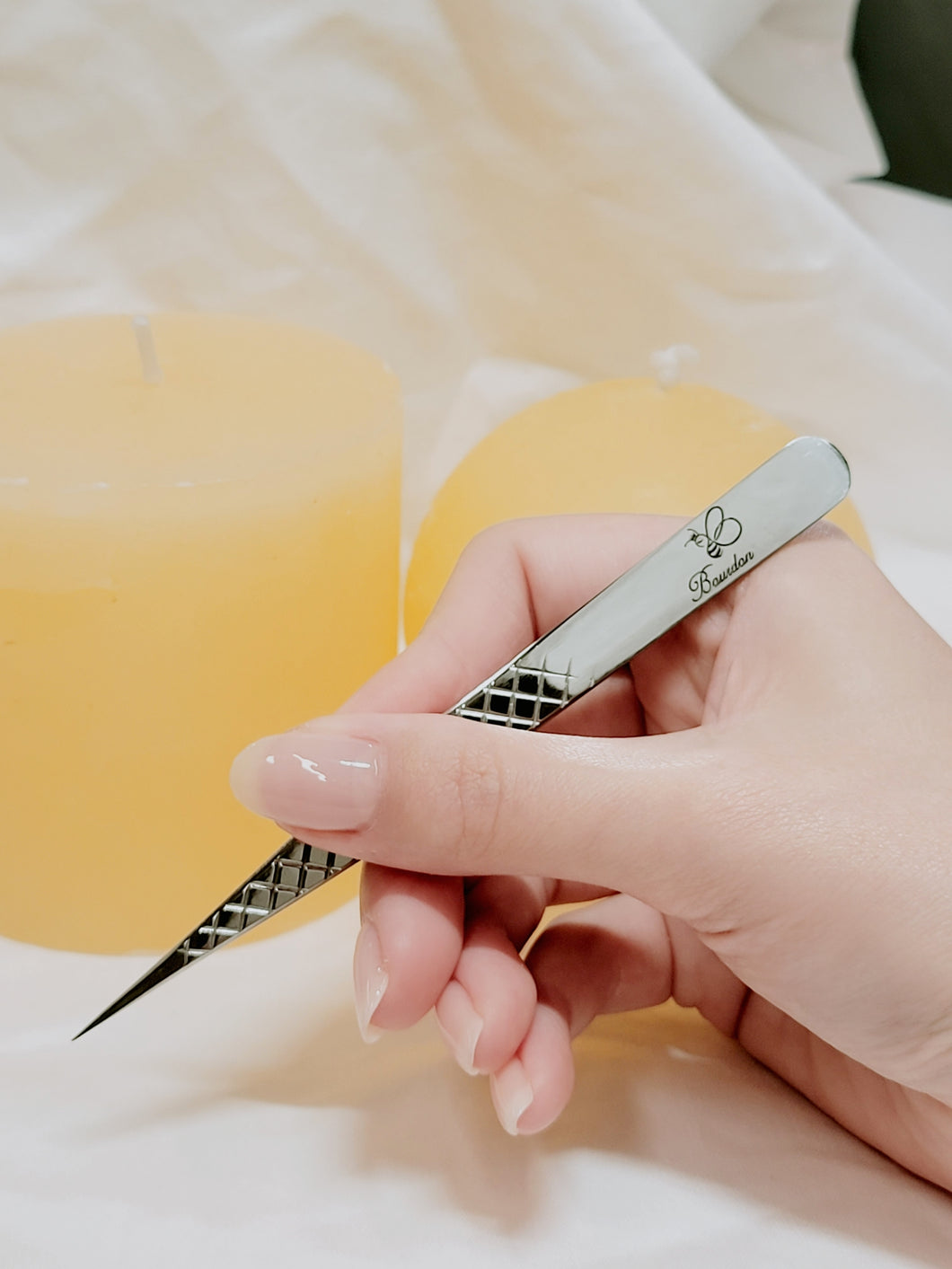 straight tweezer, tweezer, lashes, bourdon beauty, victoria bc, lash extensions