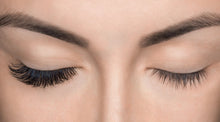 Load image into Gallery viewer, classic lash course, bourdon beauty, classic lashes, course, victoria bc