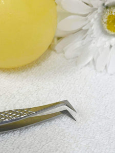 Gripped Boot Tweezer
